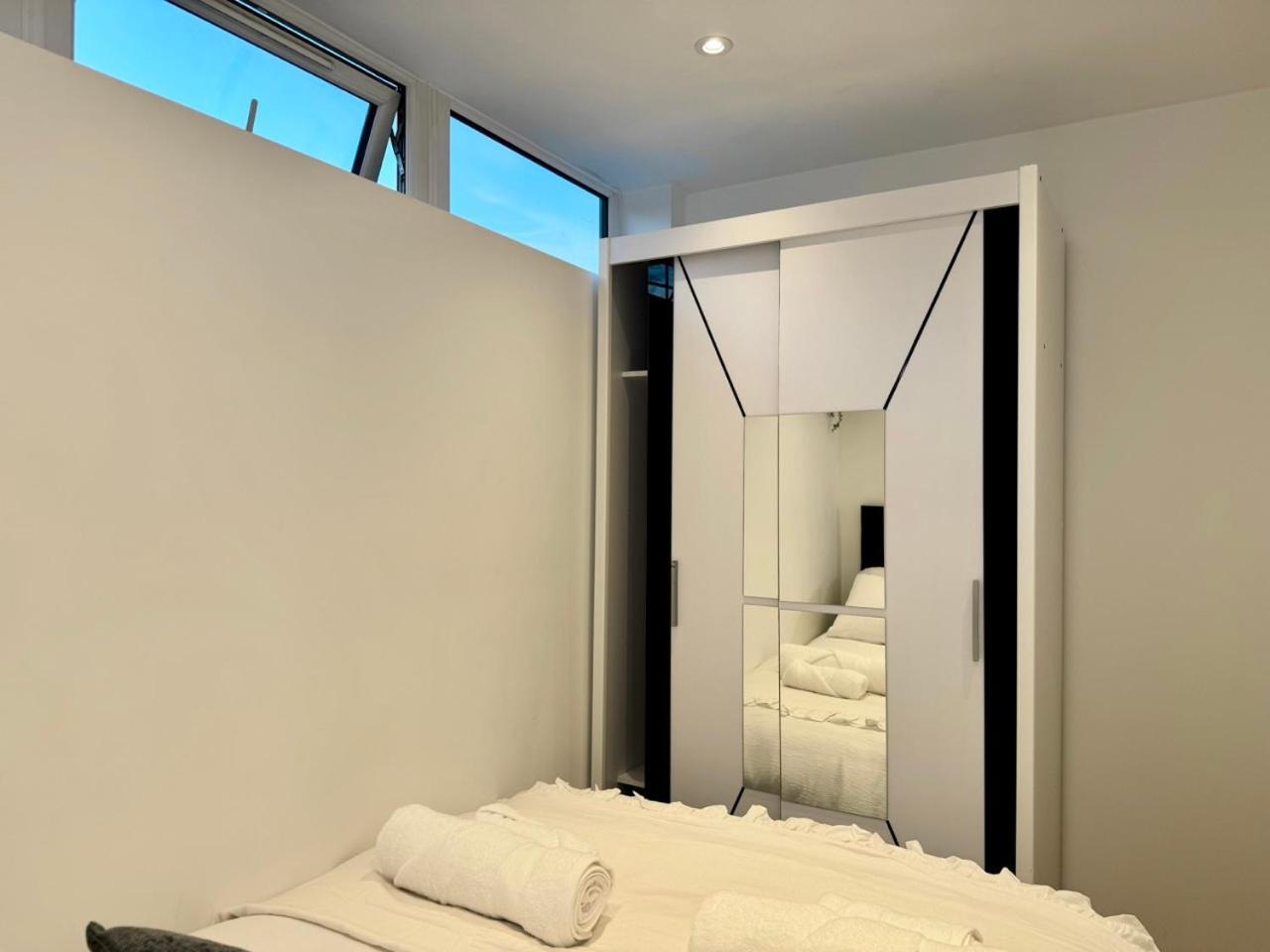 Luxury 2 Bedroom Apartment In Central Croydon With Free Parking Ngoại thất bức ảnh